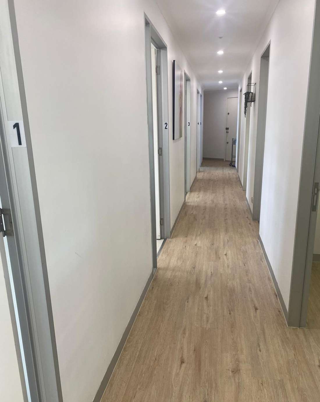 Hampton Park Dental Hallway 2