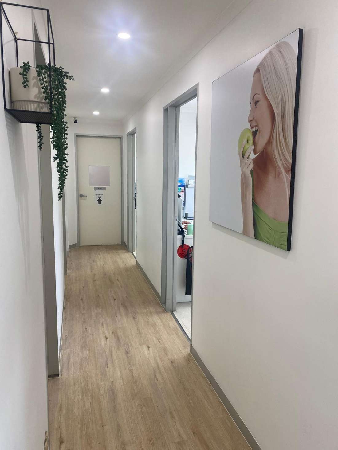 Hampton Park Dental Hallway
